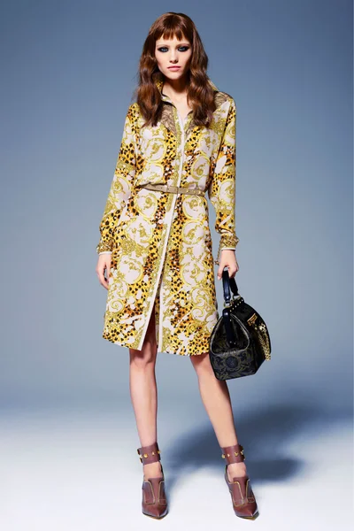 Look 16